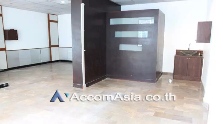 4  Office Space For Rent in Sukhumvit ,Bangkok BTS Phrom Phong AA17471